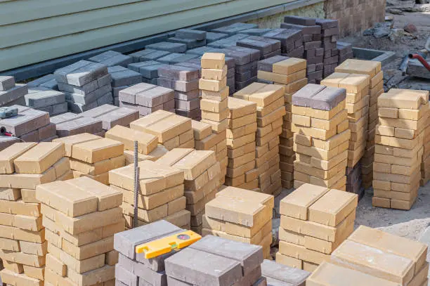Choosing the Right Paver Materials for Your Project in Jacksonville, FL